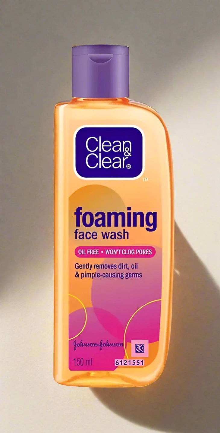 clean  clear foaming facewash for oil free skin 150ml